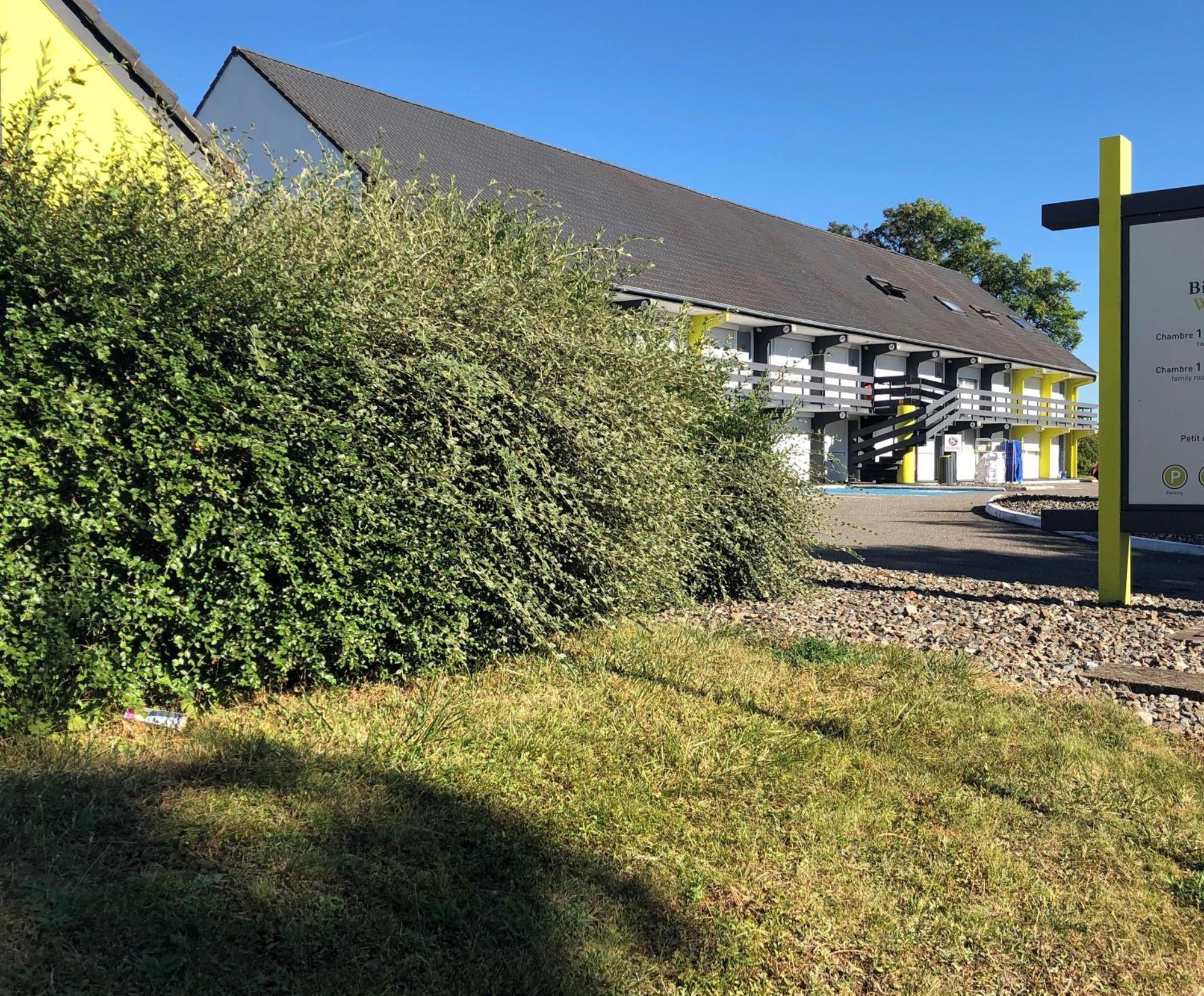 Hotel Belfort Bessoncourt Bagian luar foto