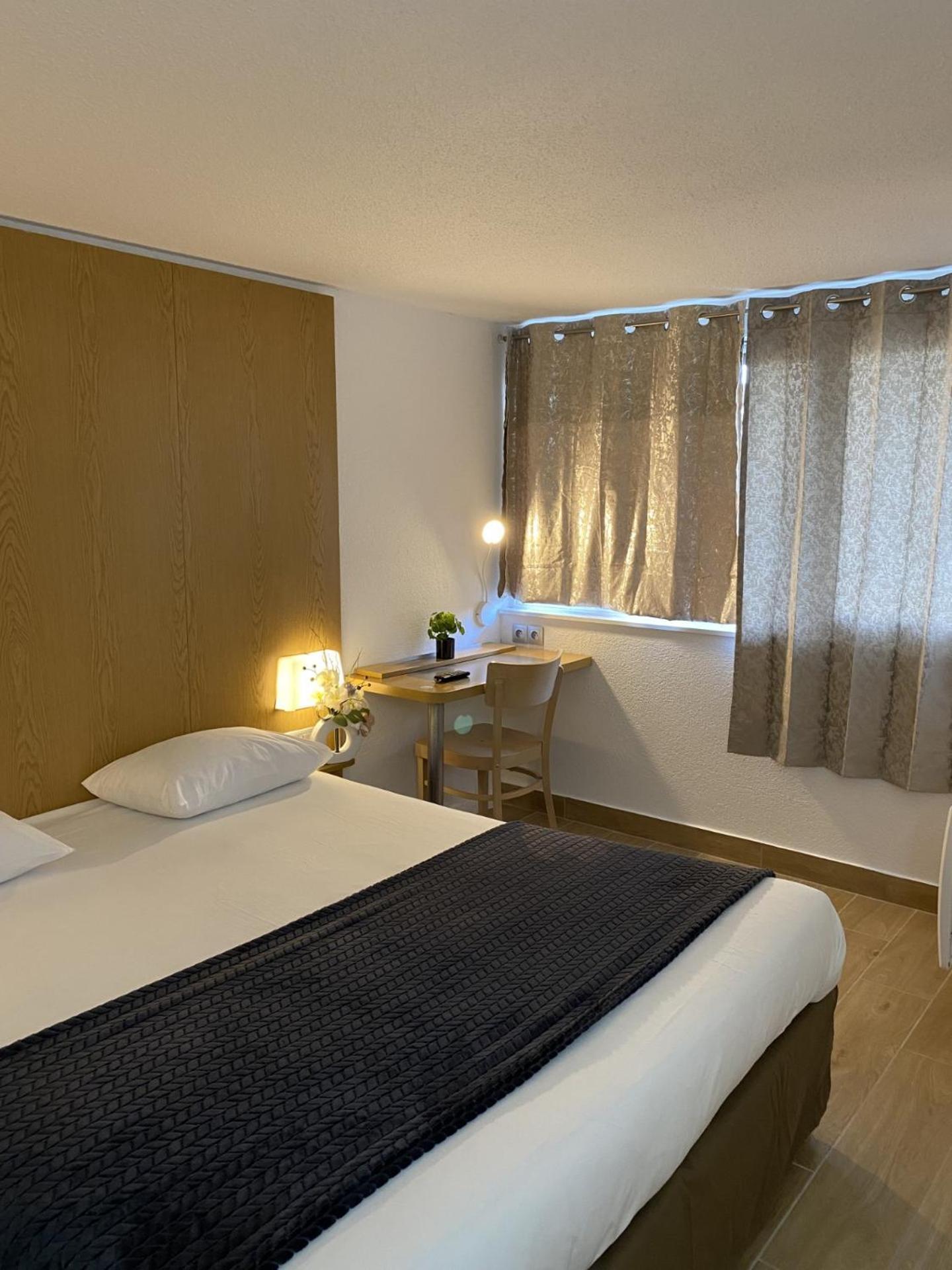 Hotel Belfort Bessoncourt Bagian luar foto