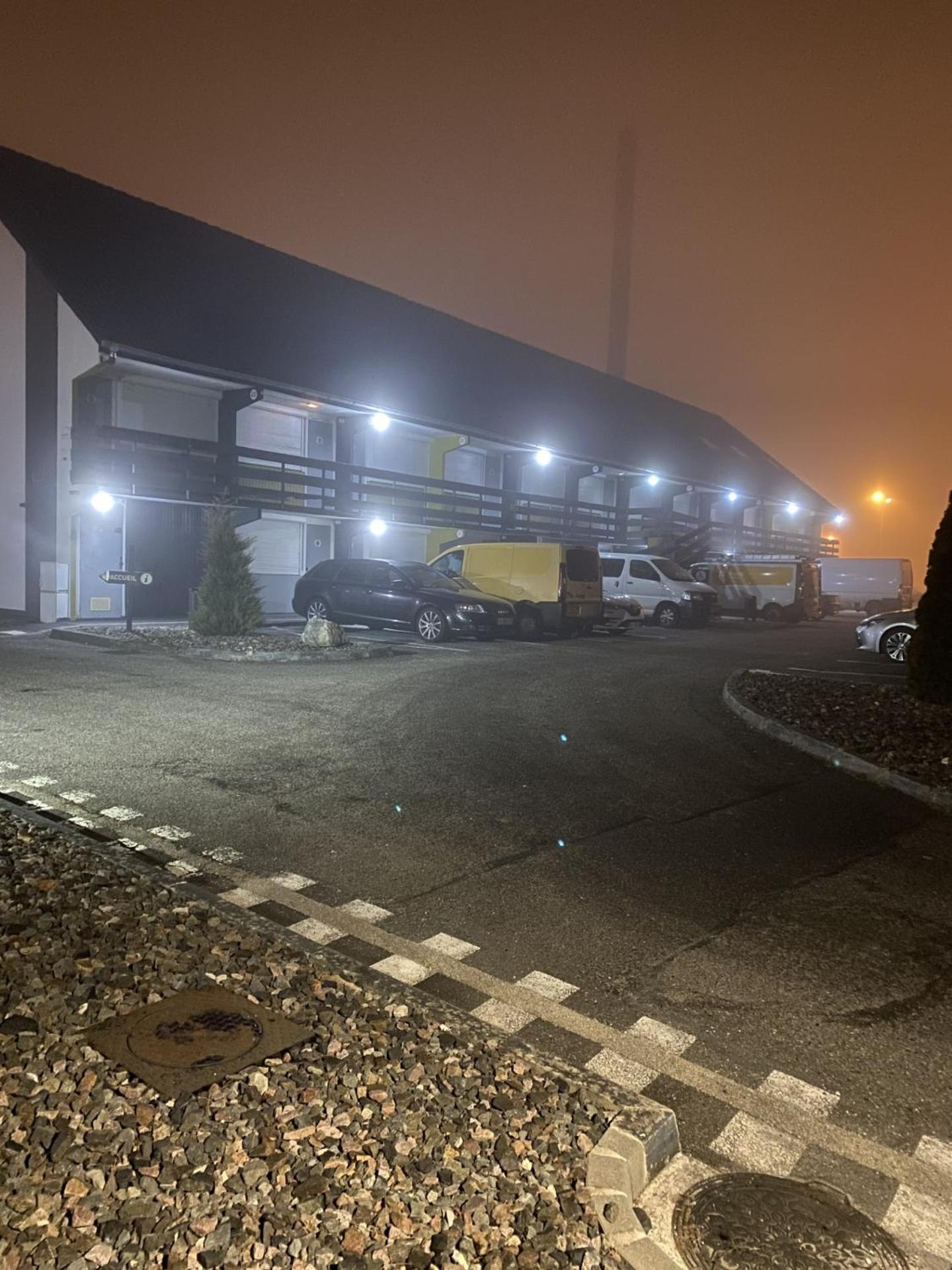 Hotel Belfort Bessoncourt Bagian luar foto