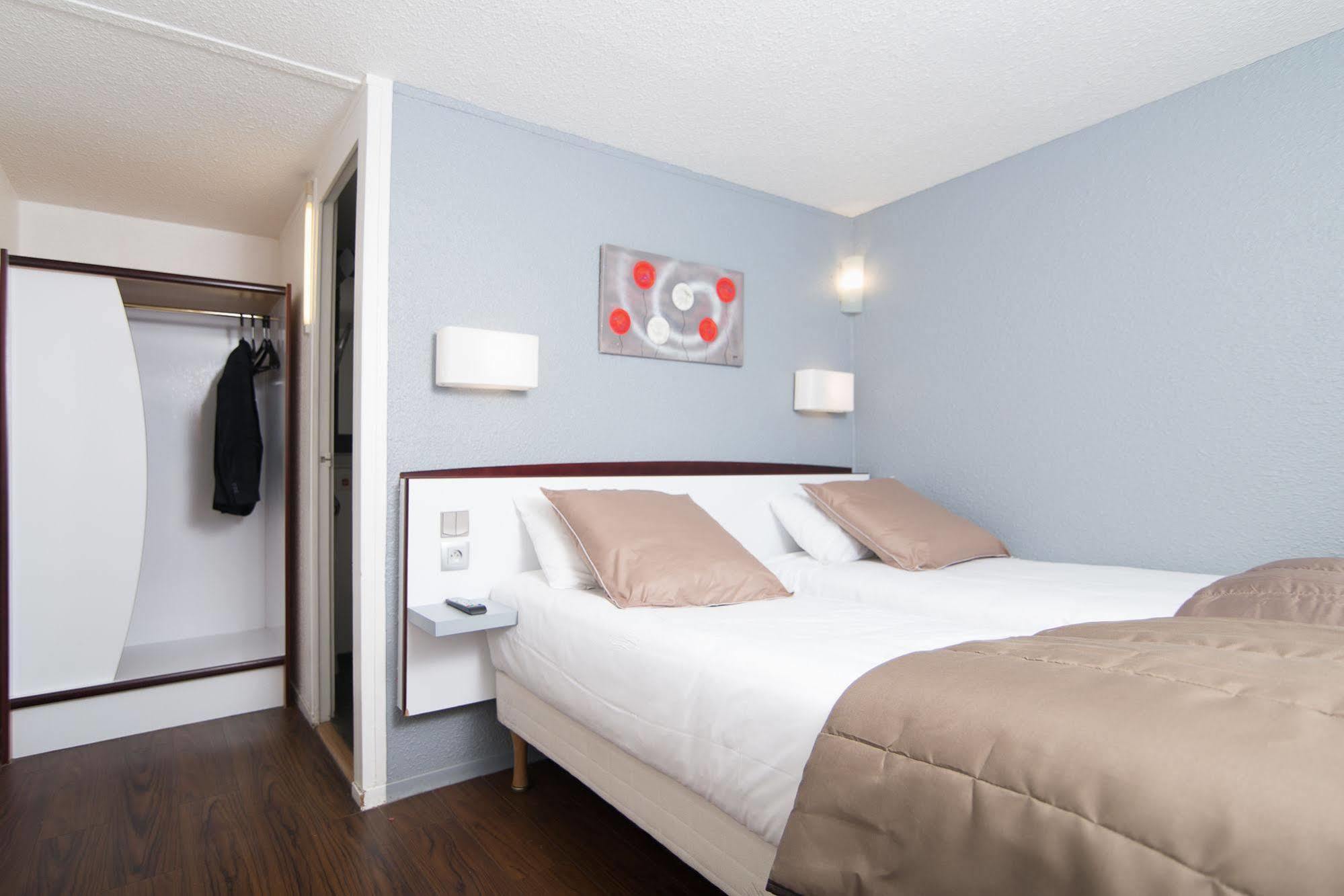 Hotel Belfort Bessoncourt Bagian luar foto